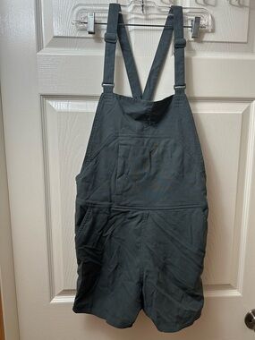 Fly low “Life” Jumper Size Small